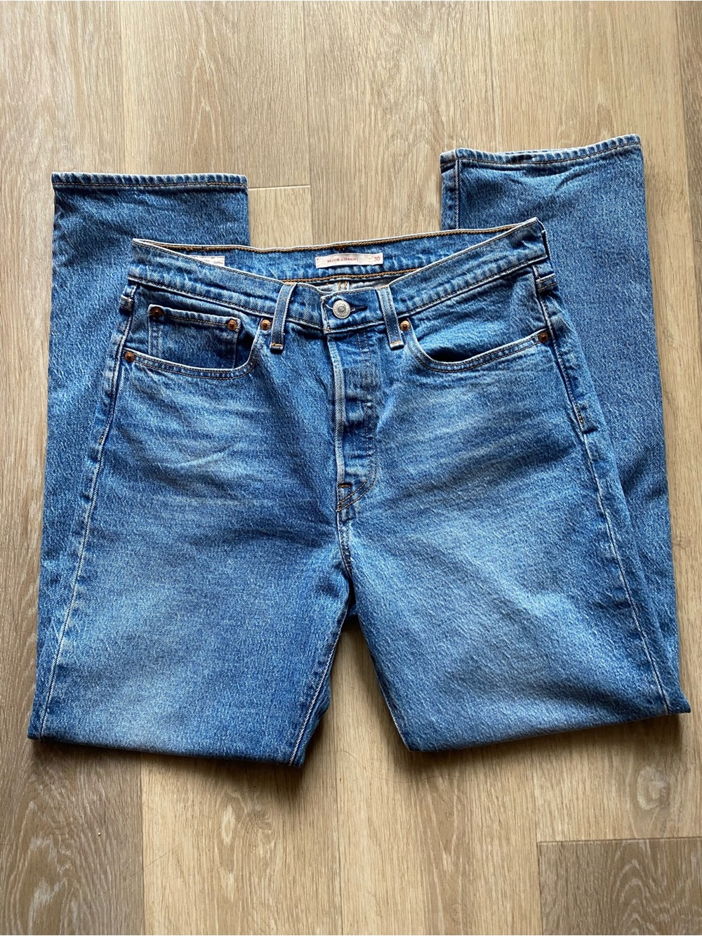 Women’s Levi’s wedgie straight jeans size 30x30